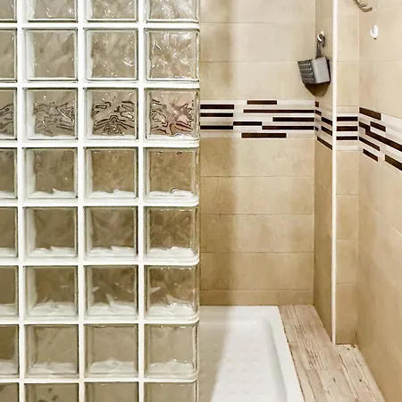 Estudio Carabelas 1 * Benidorm